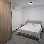 New 3 Bedrooms Flat At Apartamento